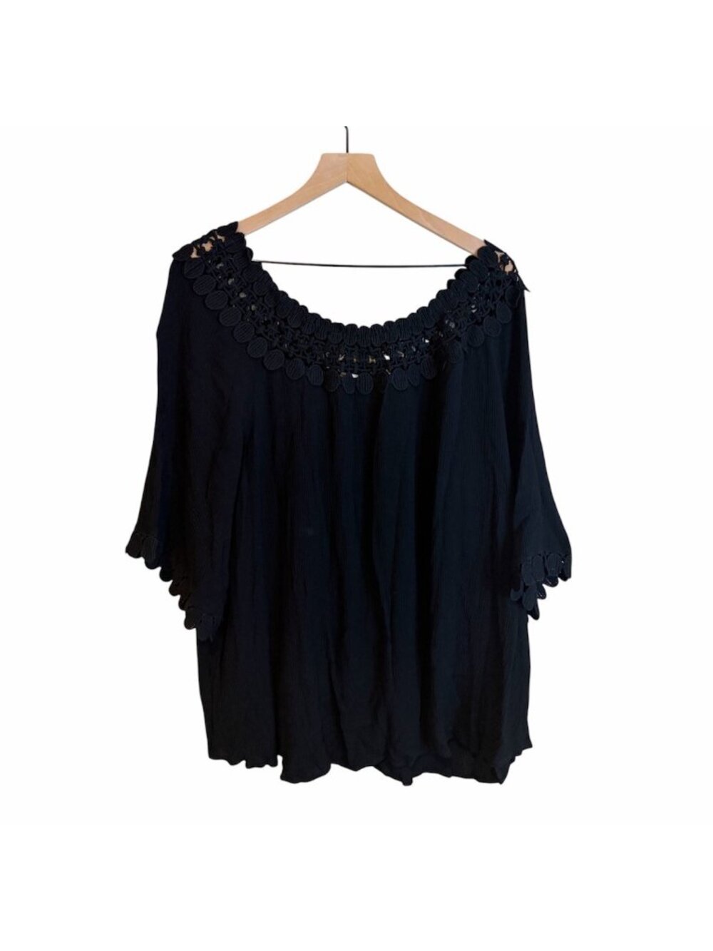 Estelle Black Crochet Lace 3/4 Sleeve Gauzy Rayon Boho Peasant Top 2X Feminine